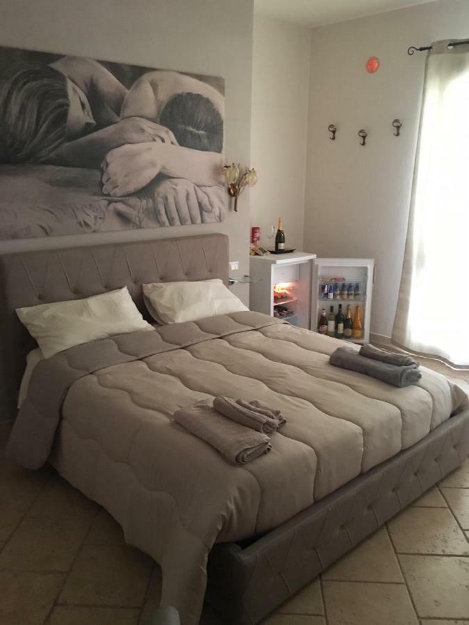 Suite Margarita Mazara del Vallo Bagian luar foto