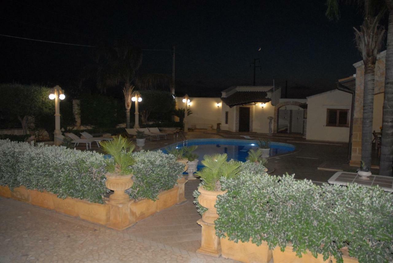 Suite Margarita Mazara del Vallo Bagian luar foto